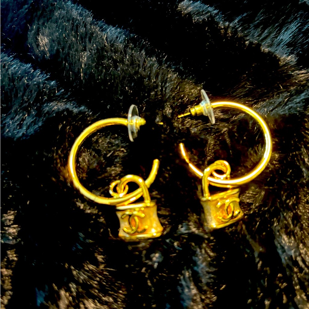 Cute “CHANEL” charmed Earrings